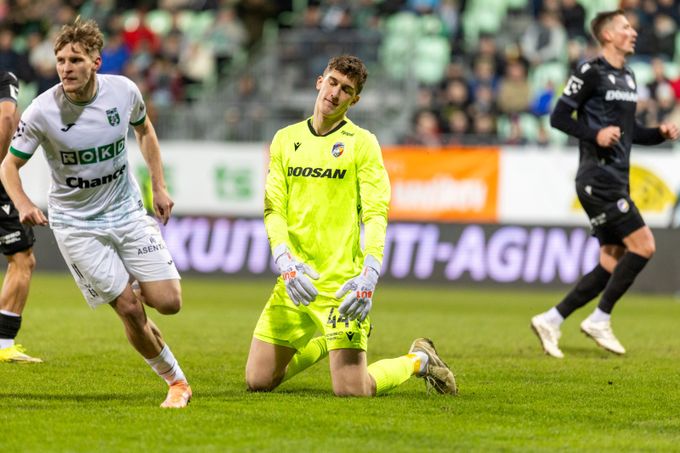 Karviná - Plzeň 3:0. Další šok v MOL Cupu! Wiegele počítal jesličky, Viktoria končí Karviná - Plzeň 3:0. Další šok v MOL Cupu! Wiegele počítal jesličky, Viktoria končí