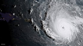 Hurikán Irma děsí Karibik, připravují se masové evakuace