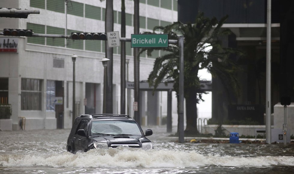 Loňské řádění hurikánu Irma v USA