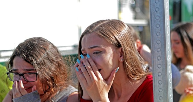 Střelce z floridské školy vyloučili: Chlubil se zbraněmi a vražděním zvířat!