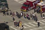 Masová střelba na střední škole na Floridě má minimálně jednu oběť a 20 zraněných