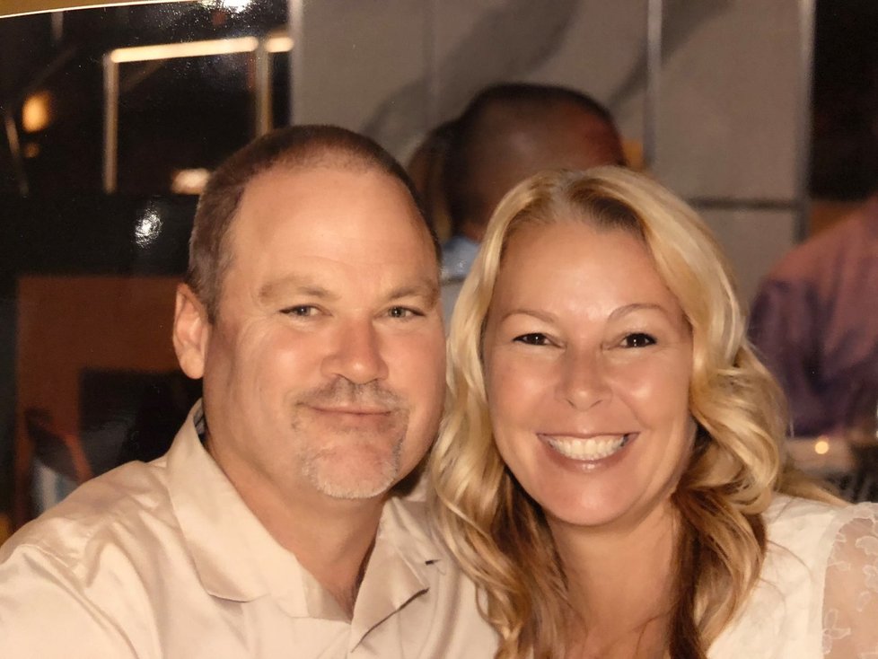 Robby a Susan Walkerovi. Robby a Susan Walkerovi.