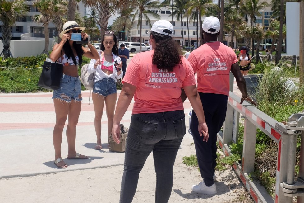 Na Floridě se opět začíná vyostřovat situace vzniklá celosvětovou pandemií koronaviru