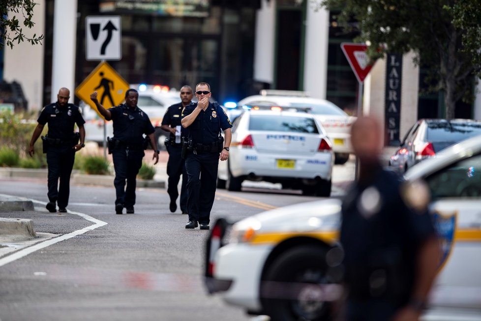 Střelba na Floridě si vyžádala tři mrtvé, včetně pachatele