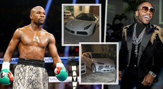 Rozmařilost slavného boxera: Mayweather si koupil luxusní auto na každý den v týdnu!