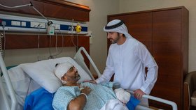 Emiráty vyznamenaly pilota flydubai! Po útoku sekerou v kokpitu zachránil 172 lidí