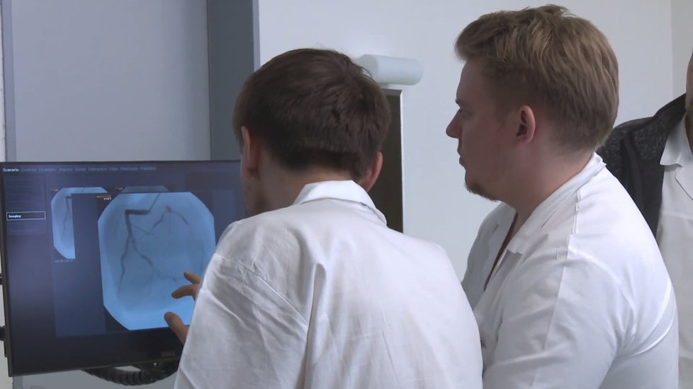 Brněnská nemocnice získala unikátní simulátor, umožní natrénovat složité kardio zákroky.