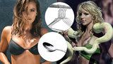 Bizarní fobie hvězd: Kardashianka i Britney se bojí lžiček, ramínek či pupíků!
