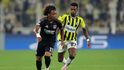 Nelson Semedo z Fenerbahce stíhá Malicka Fofanu z Lyonu
