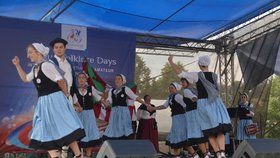 Lidovky z celého světa: Před Rudolfinem odstartovaly Pražské folklorní dny