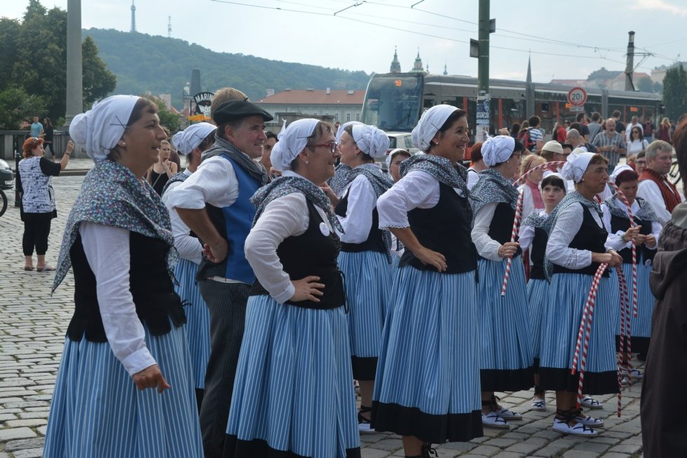 Pražské folklorní dny oživily metropoli.