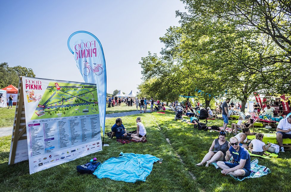 F.O.O.D. PIKNIK začíná v neděli 30. srpna v 11 hodin dopoledne a vrcholit bude v 19 hodin.