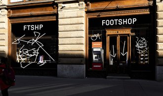 Footshop má volnou cestu na pražskou burzu. Investoři prázdné schránky schválili fúzi