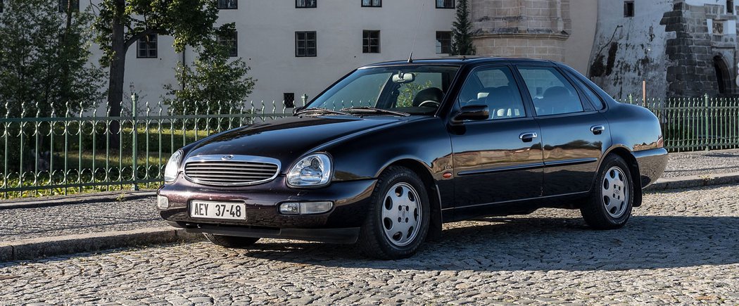 Ford Scorpio