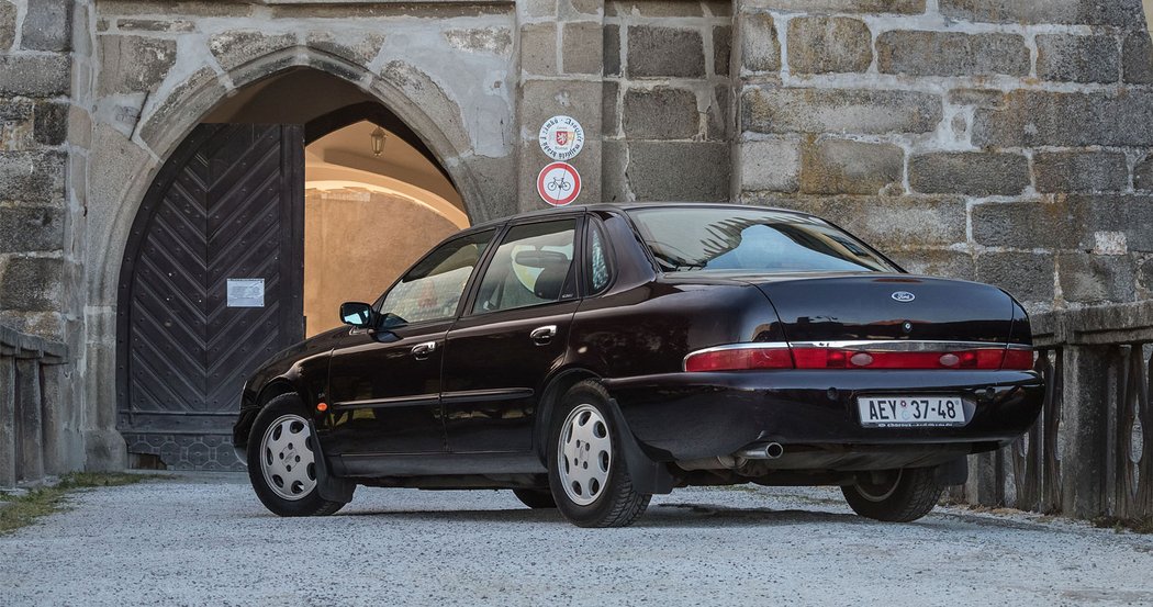 Ford Scorpio