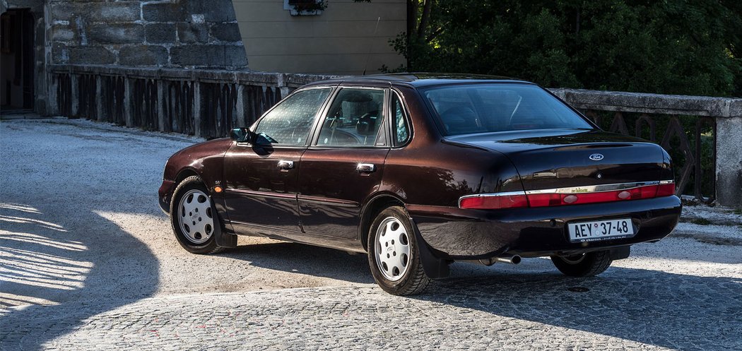 Ford Scorpio