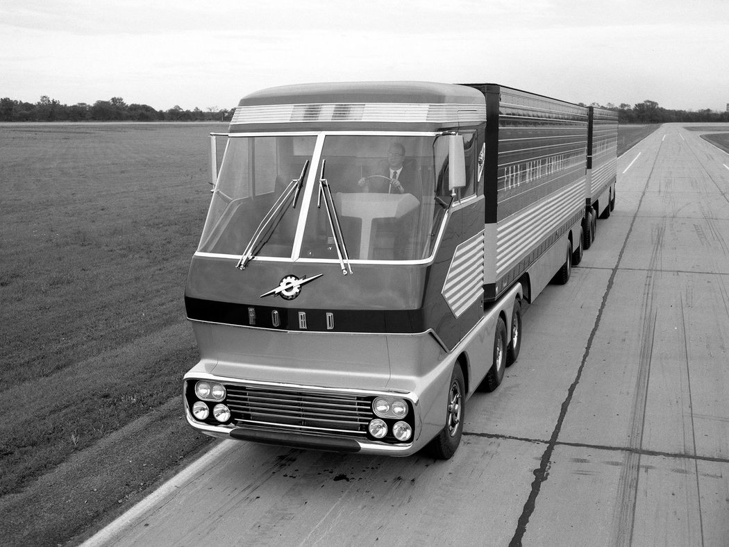 Ford Big Red Gas Turbine Truck (1964)