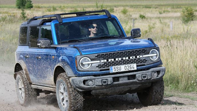 Ford Bronco 2.7 EcoBoost Badlands Ford Bronco 2.7 EcoBoost Badlands