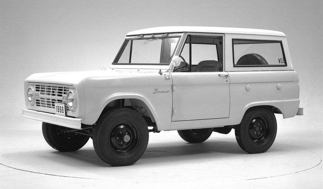 Ford Bronco Wagon (1966)