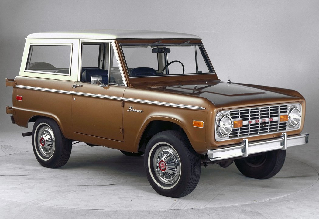 Ford Bronco Wagon (1973)