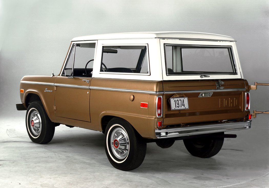 Ford Bronco Wagon (1973)