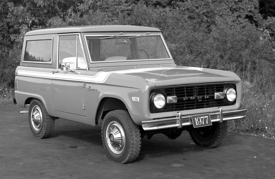 Ford Bronco Wagon (1977)