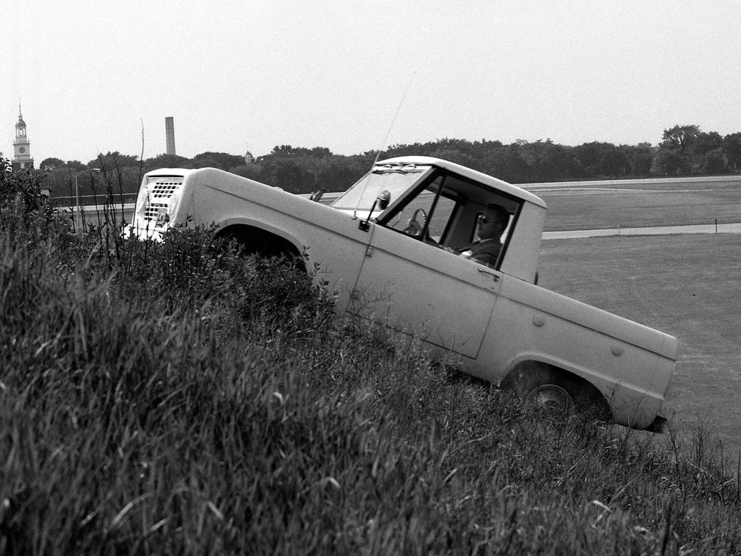 Ford Bronco (1966)