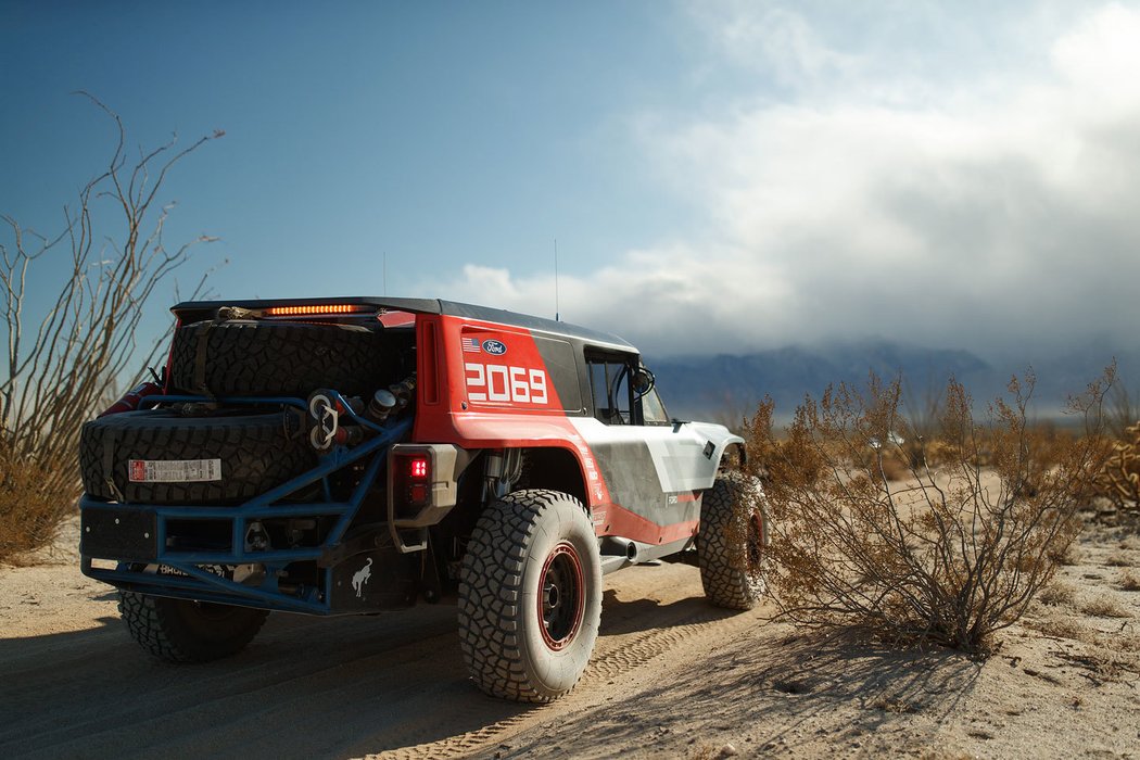 Ford Bronco R Race