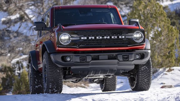 Ford má problém, Bronco V6 prý trápí fatální selhání motoru