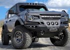 Nový přední nárazník i s mřížkou mění Ford Bronco na mrzuté SUV