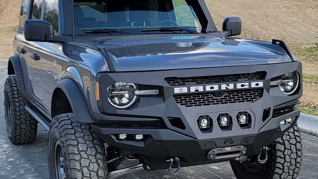 Ford Bronco Gumper