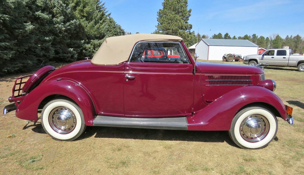 Ford Cabriolet Rumble Seat Convertible (1936)