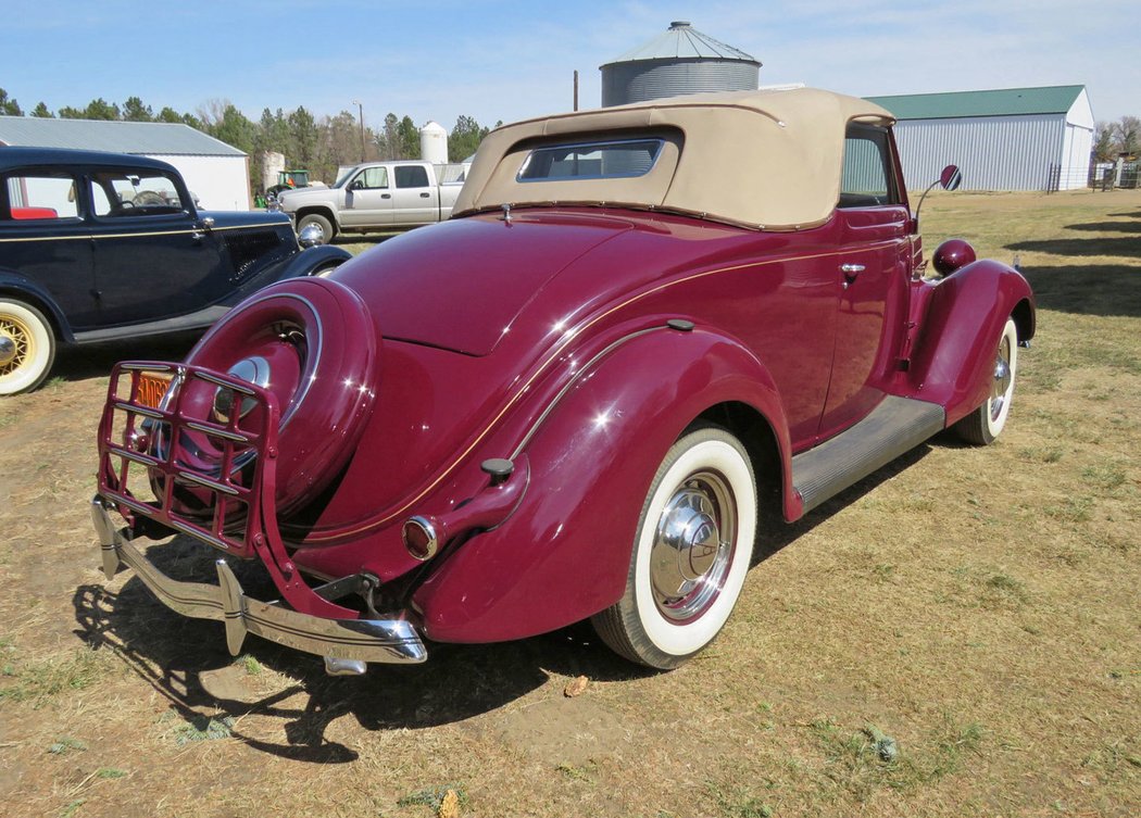 Ford Cabriolet Rumble Seat Convertible (1936)