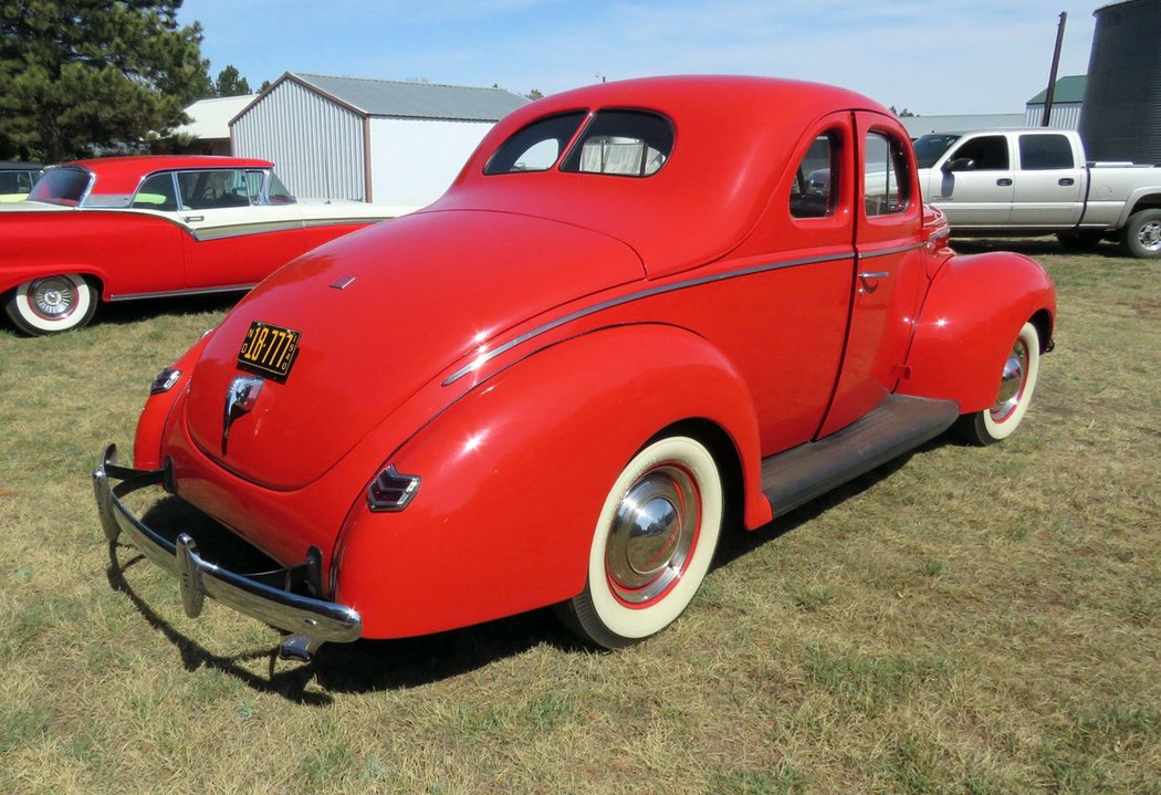 Ford Coupe (1940)