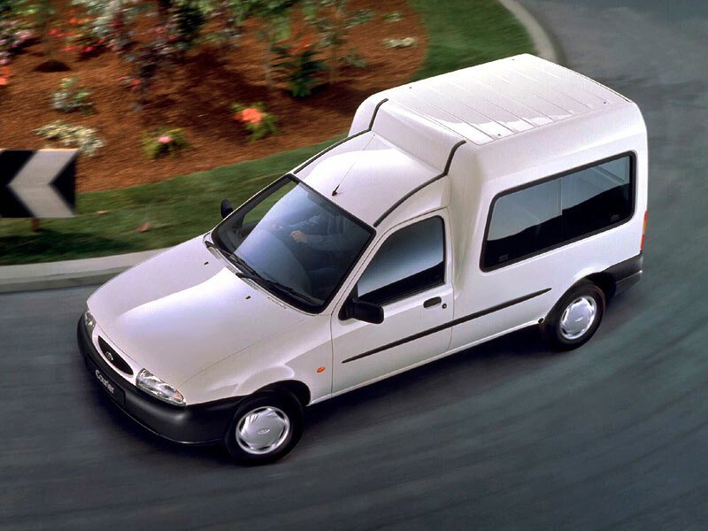 Ford Courier Kombi (1996)