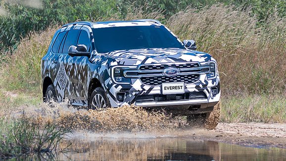 Ford láká na příchod sourozence nového pick-upu Ranger. Nový Everest se ukáže již brzy