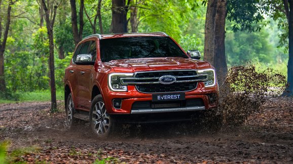 Ford představuje nový Everest, SUV odvozené od pick-upu Ranger