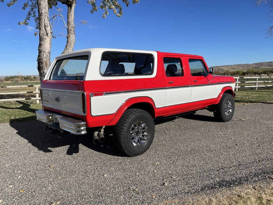 Supercharged Bronco-Style Ford F-150 SVT Raptor