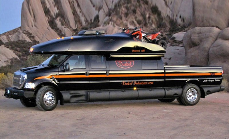 Ford F-750 World Cruiser