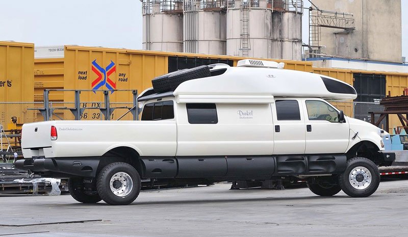 Ford F-750 World Cruiser