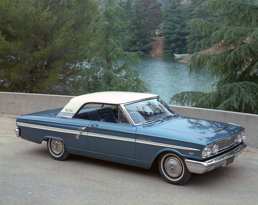 Ford Fairlane