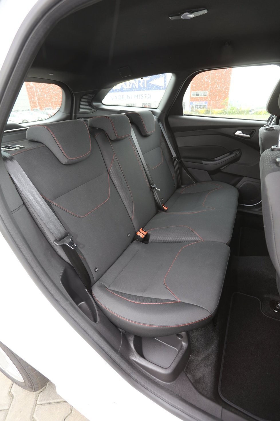 Ford Focus kombi 1.5 EcoBoost ST-Line