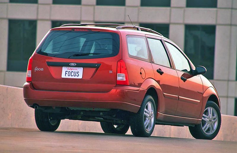 Ford Focus kombi USA (1998)