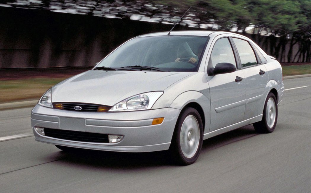 Ford Focus sedan USA (1998)