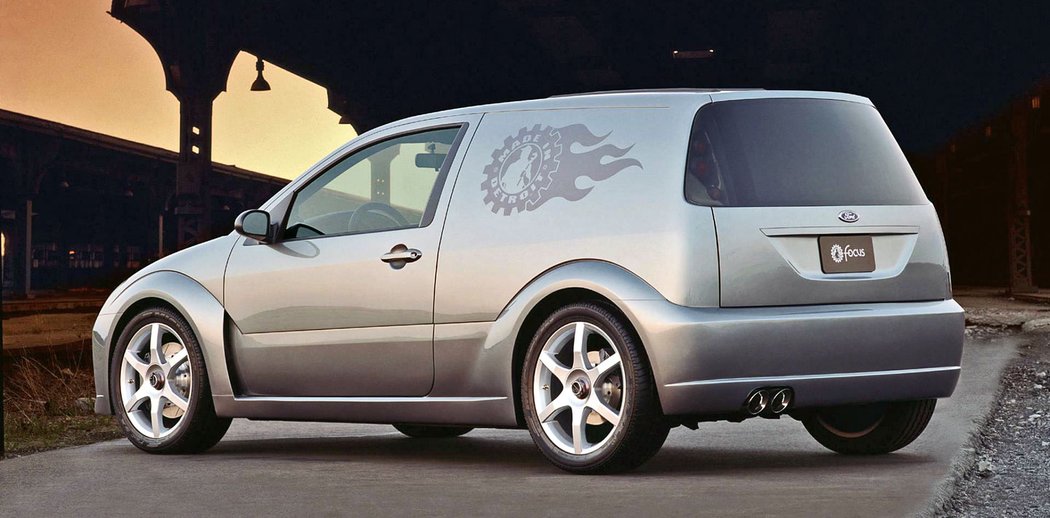 Ford Focus Detroit Concept (2000)