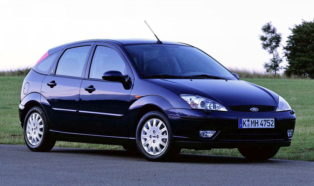 Ford Focus 5D (2001)