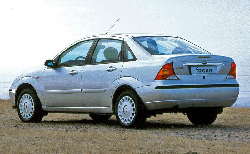 Ford Focus sedan (2001)