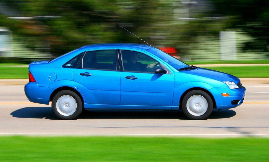 Ford Focus Sedan USA (2004)