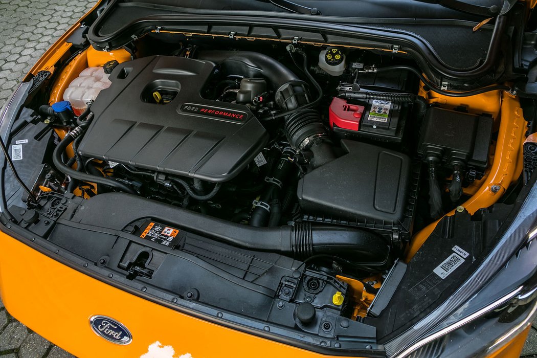 Ford Focus ST 2.0 EcoBoost