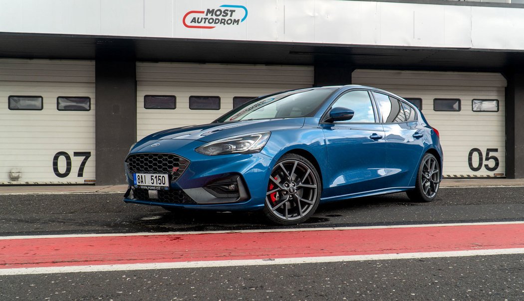 Ford Focus ST Plus 2.3 EcoBoost (206 kW)